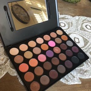 Morphe 35W palette